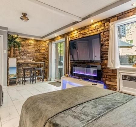 ניו יורק Brooklyn Spacious Space With Private Entrance, Bathroom, & Backyard - Full-Kitchen מראה חיצוני תמונה
