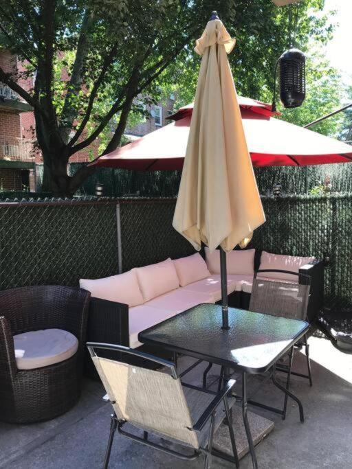 ניו יורק Brooklyn Spacious Space With Private Entrance, Bathroom, & Backyard - Full-Kitchen מראה חיצוני תמונה
