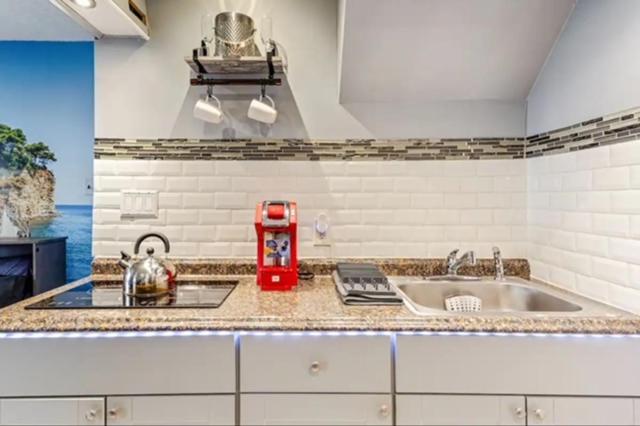 ניו יורק Brooklyn Spacious Space With Private Entrance, Bathroom, & Backyard - Full-Kitchen מראה חיצוני תמונה